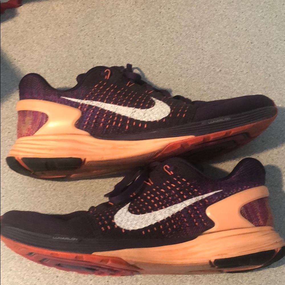 Nike LunarGlide 7 tennis shoes